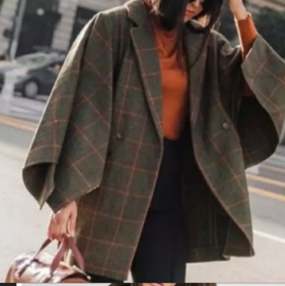 Bcbg cape coat